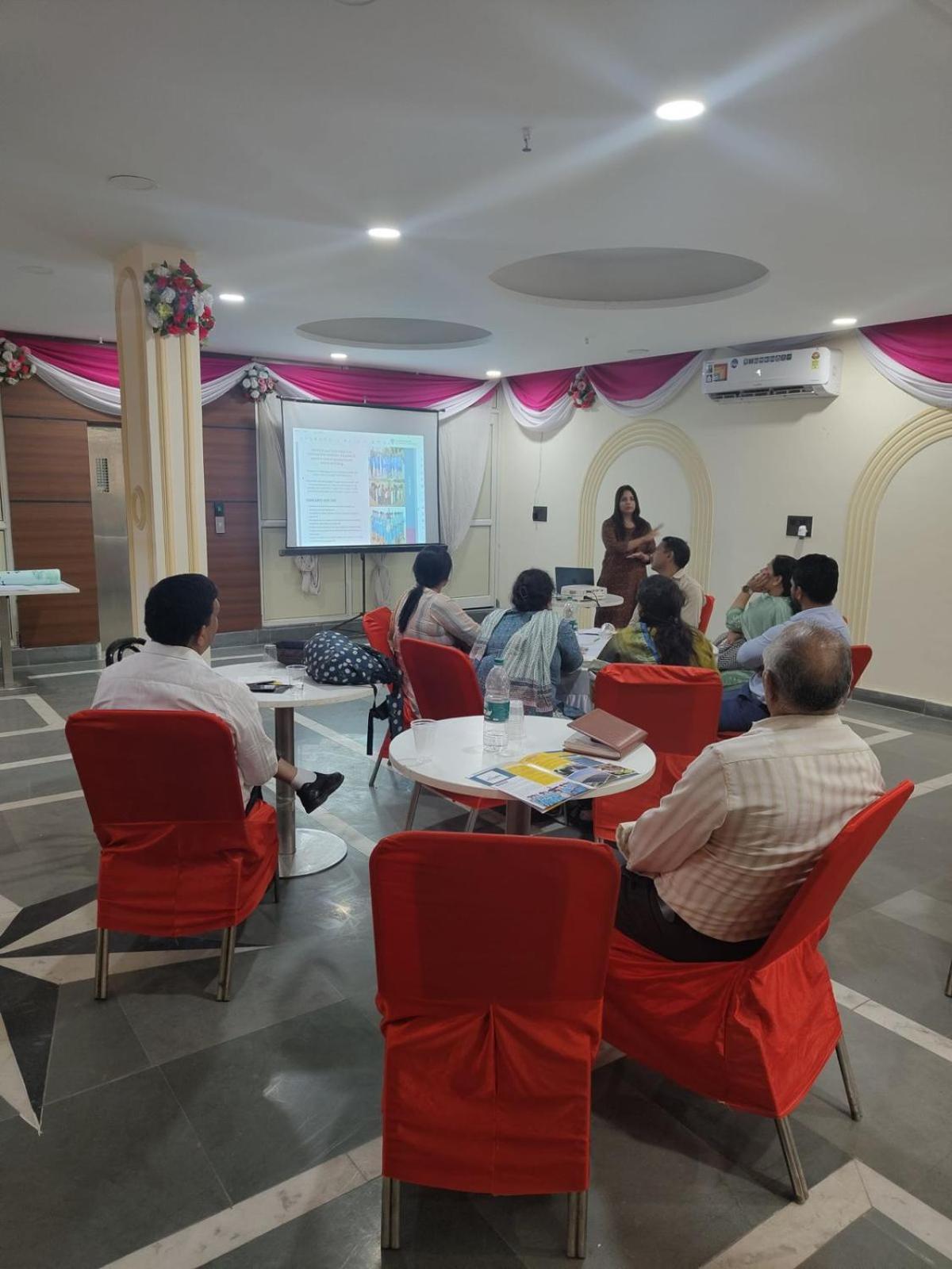 Shourya Hotel And Banquet Noida Pokój zdjęcie